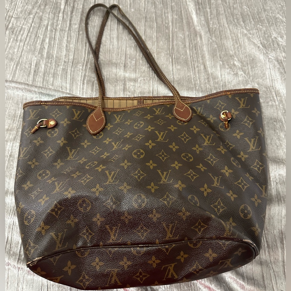 Louis Vuitton Neverfull MM